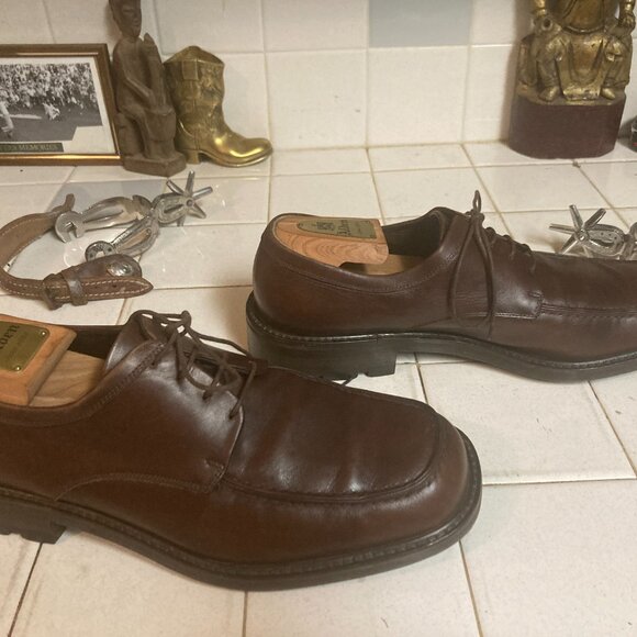 Ferragamo Brown Oxblood 10.5 ee shoes main image 10